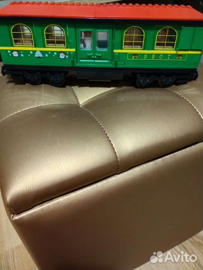 Брик Рождественский поезд