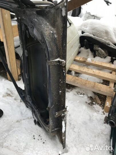 Дверь передняя правая Volkswagen Passat B5