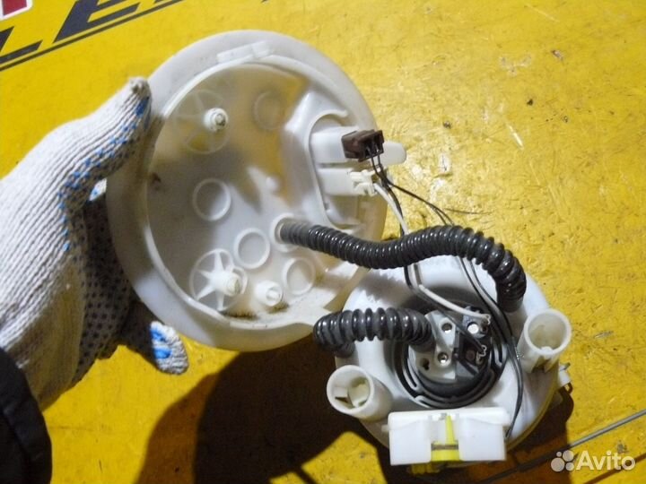 Насос топливный для Peugeot 407 2,0л