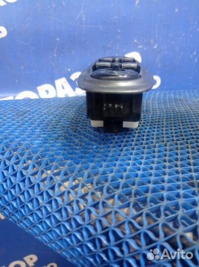 Блок управления стеклоподъемниками Hyundai Accent