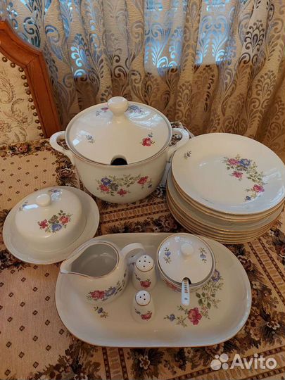 Сервиз столовый