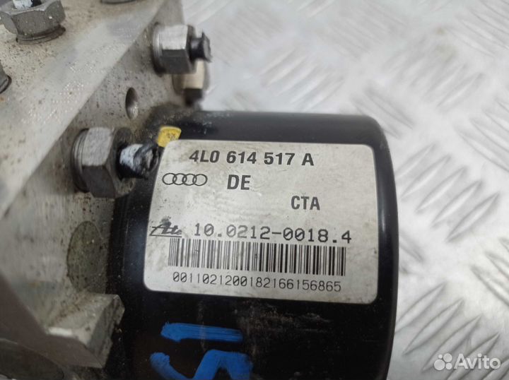 Блок управления тормозами/насос ABS Audi Q7