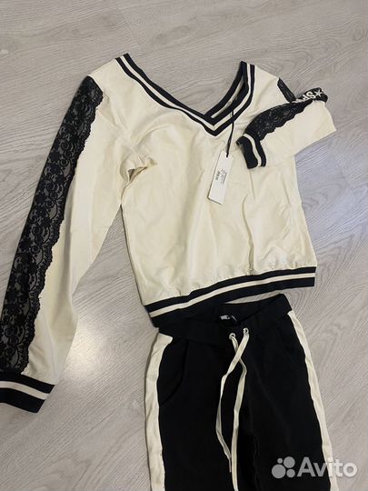 Костюм спортивный новый