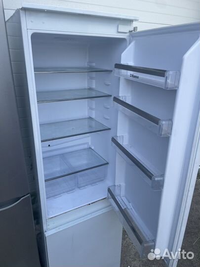 Встраиваемый холодильник Hansa No Frost 180