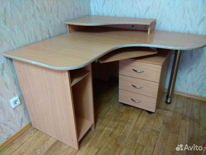 Компьютерный стол бу