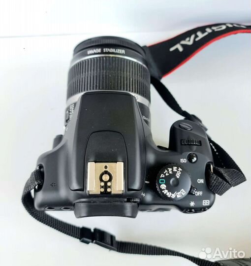 Зеркальный фотоаппарат Canon EOS 1000D