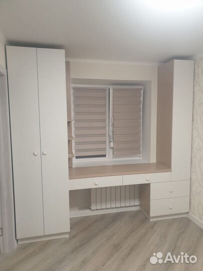 Стол рабочая зона в2390 х ш2590 х г500