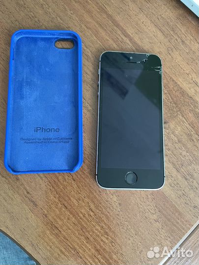 Телефон iPhone 5se