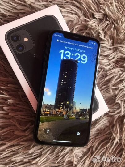 iPhone 11, 64 ГБ