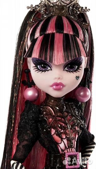 Monster high Draculaura howliday edition doll