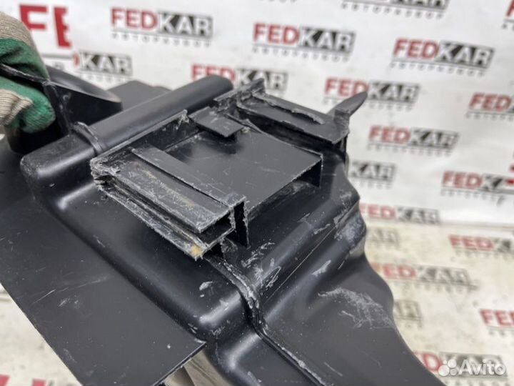 Резонатор воздушного фильтра Peugeot 307 3С