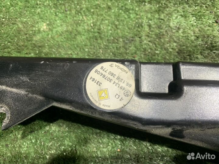 Подиум динамика правый BMW E39