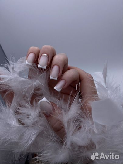 Маникюр и педикюр