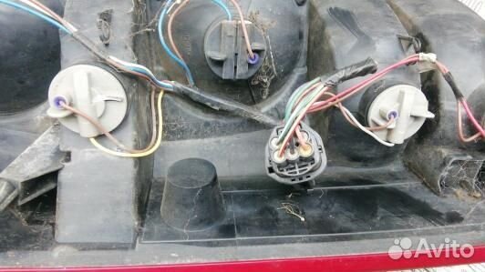 Фонарь задний правый land rover discovery 3 (1SK21