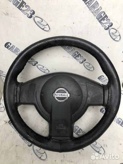 Руль nissan tiida