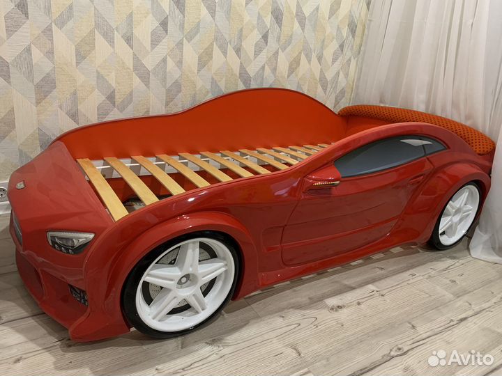 Кровать-машина Мебелев