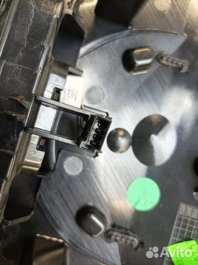 Ручка крышки багажника Opel Astra J хетчбэк 5дв