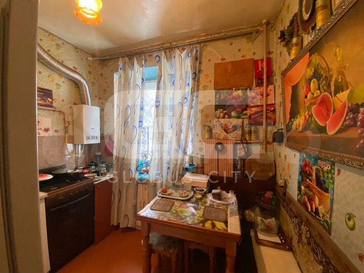 2-к. квартира, 44 м², 1/4 эт.