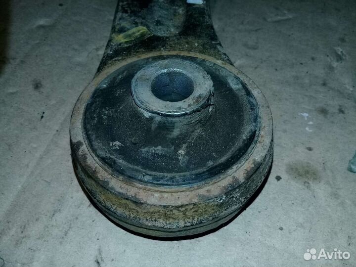 Рычаг передний подвески Peugeot 206