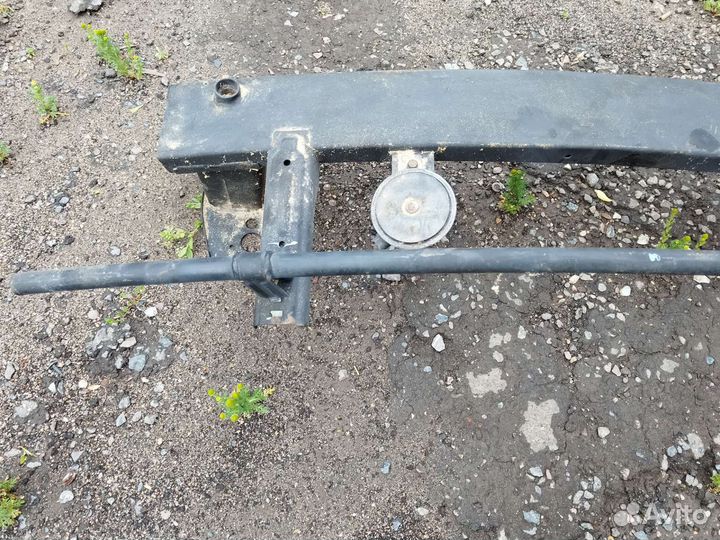 Усилитель бампера передний Kia Rio 4