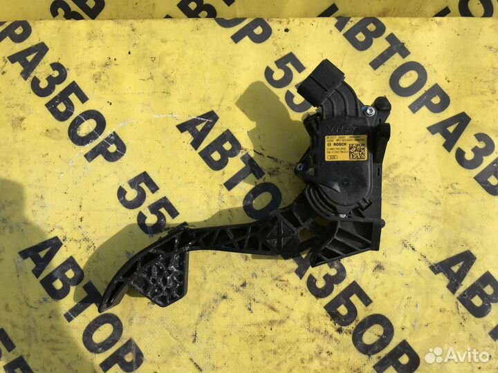 Электронная педаль Skoda Rapid