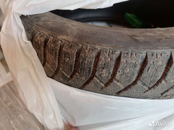 Bridgestone Ice Cruiser 7000 245/50 R20 102T