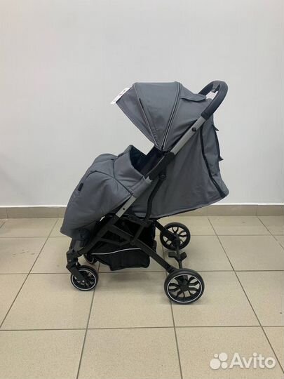 Прогулочная коляска luxmom V3