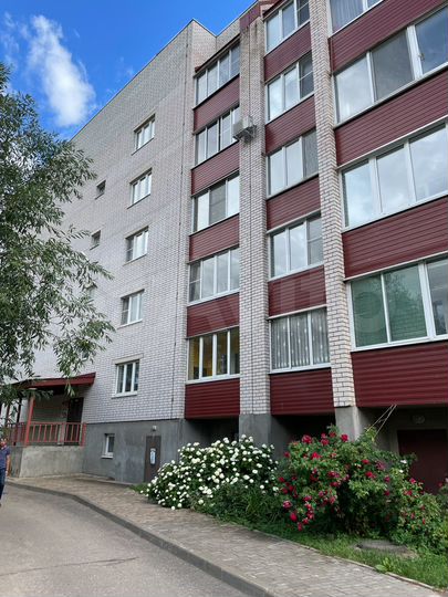 2-к. квартира, 65,2 м², 3/5 эт.