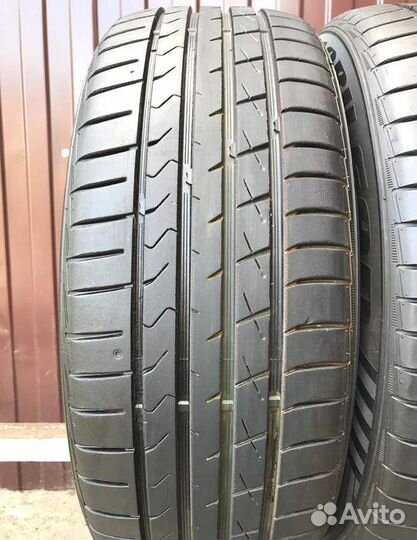 Habilead HF330 215/55 R17 98W