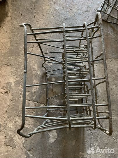 Ящик металлический для бутылок