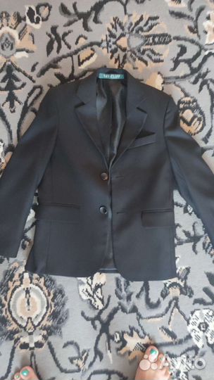 Школьный костюм