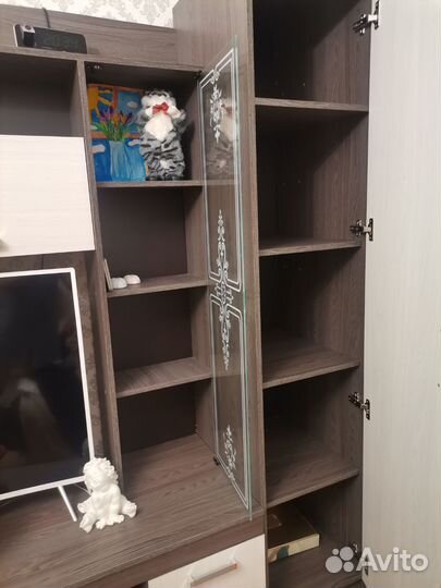 Стенка в гостиную со шкафом под тв бу