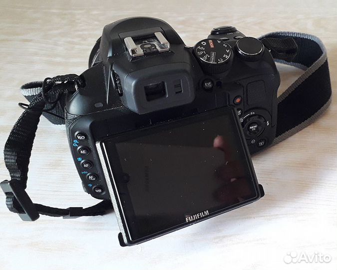 Компактный фотоаппарат FujiFilm FinePix HS25