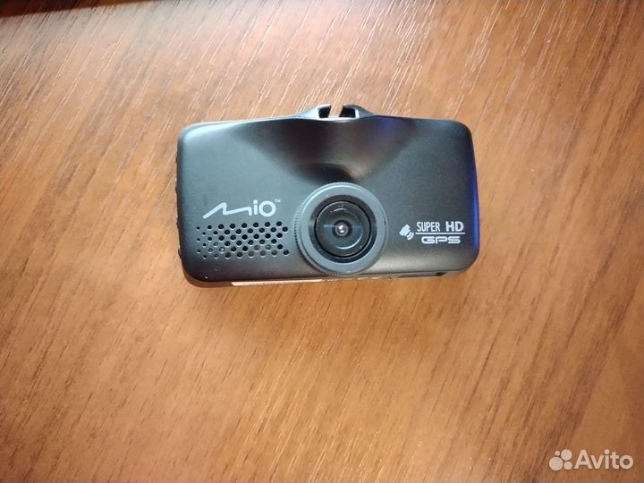 Видеорегистратор с GPS Mio MiVue 658