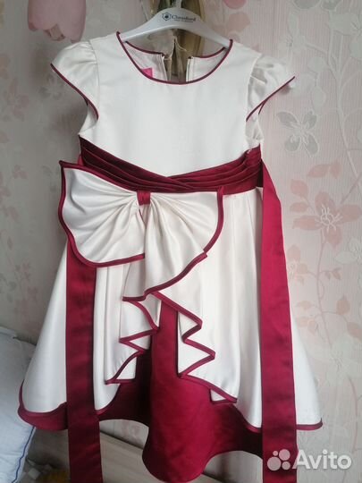 Нарядное платье р 104 - 110