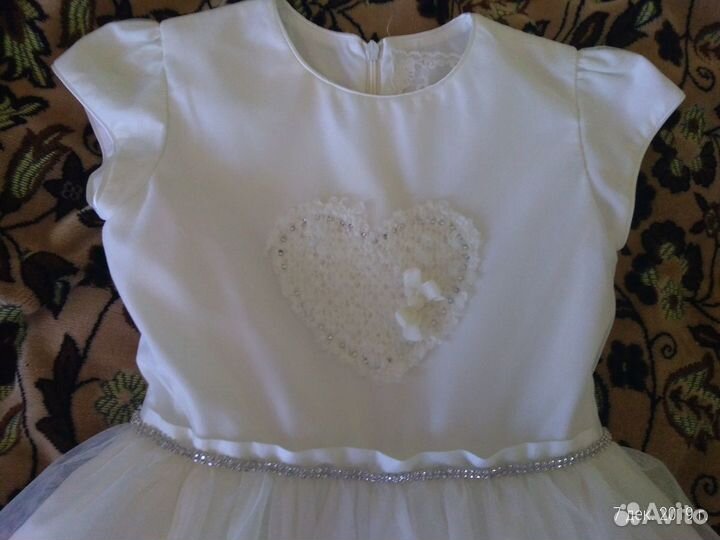 Нарядное платье