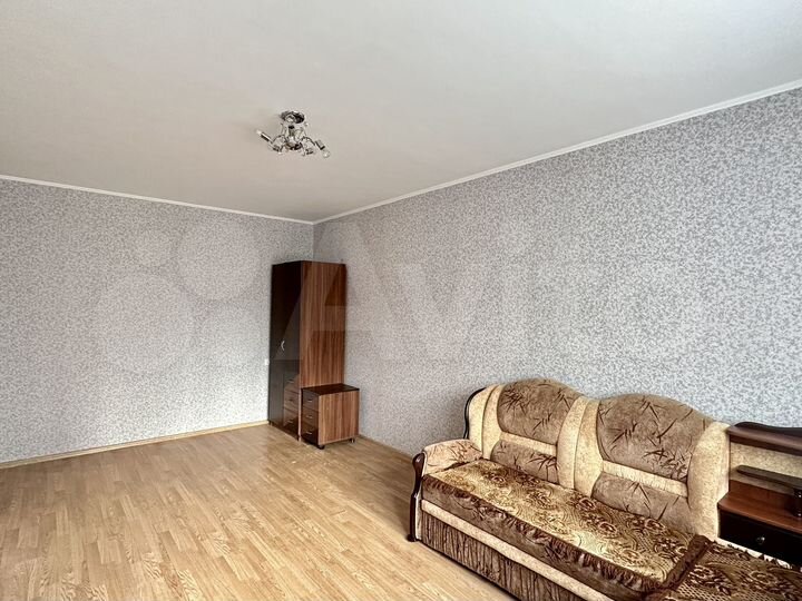 2-к. квартира, 61 м², 3/25 эт.