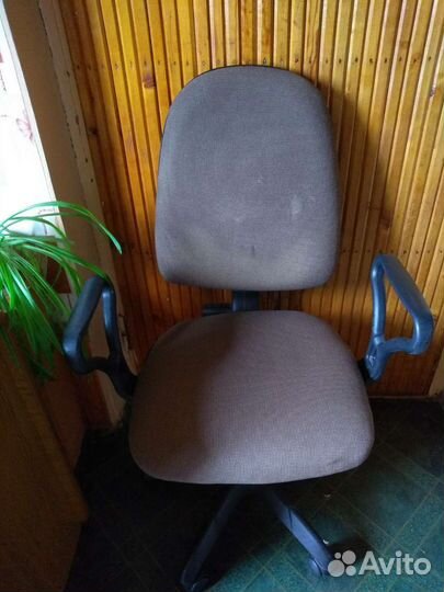 Компьютерное кресло