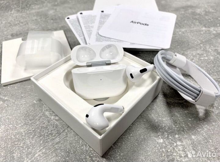 Apple AirPods 3 (2023)