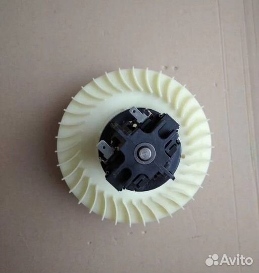 Мотор вентилятора печки новый Renault Megan