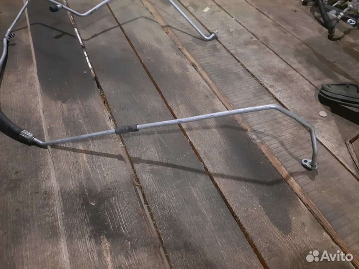 Трубка кондиционера Renault logan