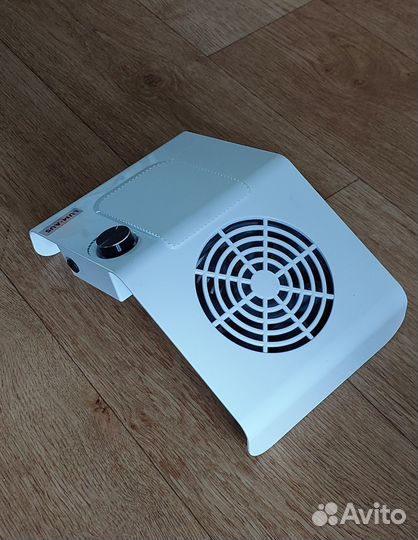 Маникюрный пылесос