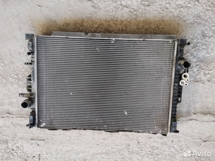 Радиатор охлаждения в сборе Hyundai Solaris