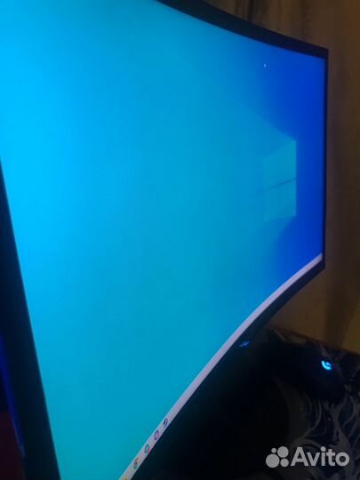 Монитор samsung C24F390FH