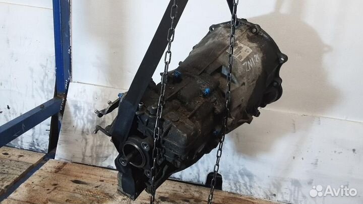 МКПП (механическая коробка переключения передач) V