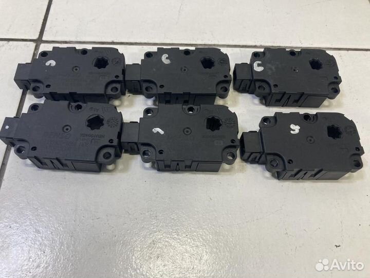 Сервопривод заслонок печки Audi A6 C7 4G5