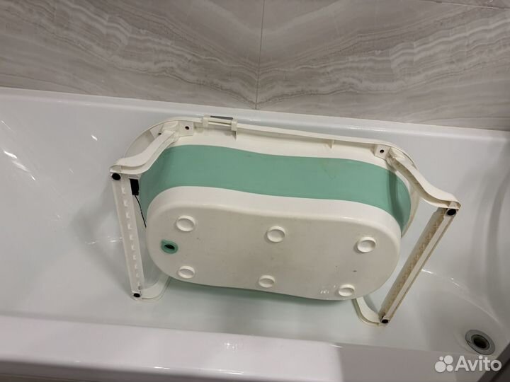 Ванночка для купания новорожденного