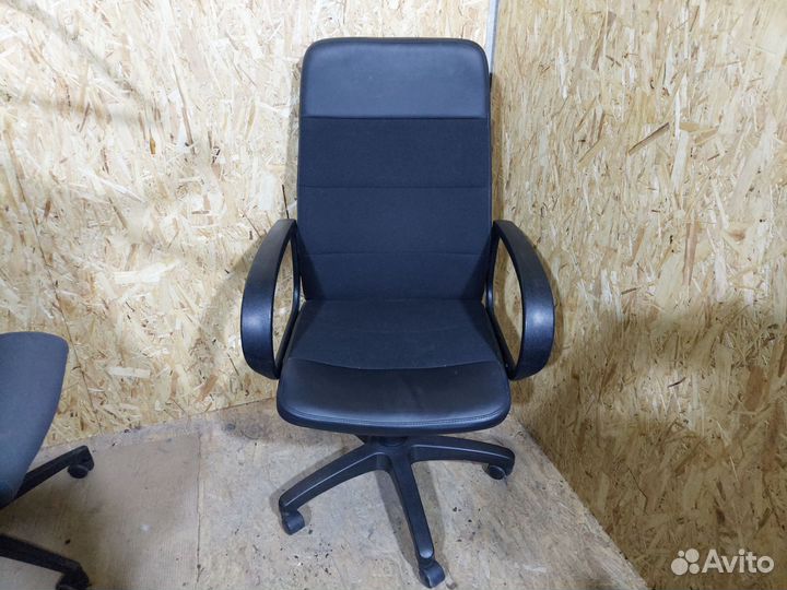 Компьютерное кресло бу