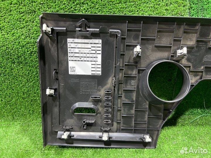 Накладка на торпедо Renault Duster кроссовер 1.5