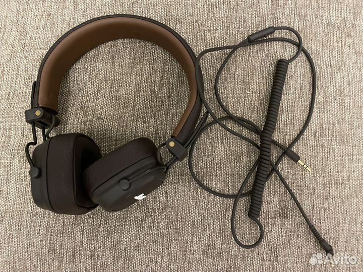 Проводные наушники Marshall